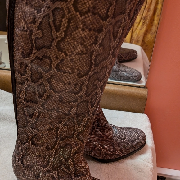 Born Snakeskin Boots - Picture 4 of 12
